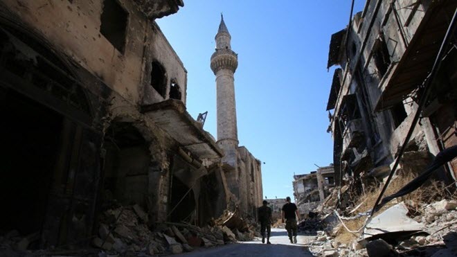 طائرات تهاجم مواقع المعارضة والإرهاليين في حلب