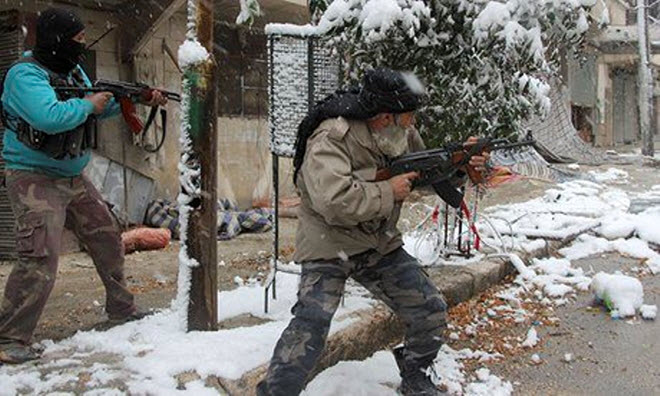 مجموعات مسلحة تقاتل في حلب رغم الثلوج